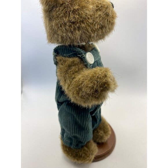 Vintage Boyd’s Teddy Bear In Green Corduroy Overalls On Wooden Stand 10” - Picture 4 of 12